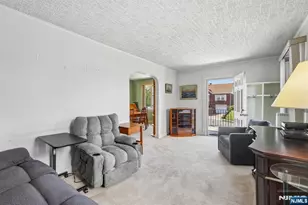 146 Bergen Ave, North Arlington, NJ 07031 - Photo 3