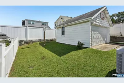 146 Bergen Avenue, North Arlington, NJ 07031 - Photo 27