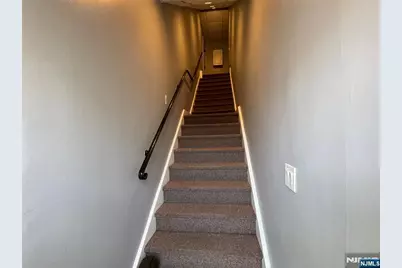 196 Rock Road 2A #2A, Glen Rock, NJ 07452 - Photo 3