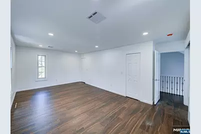 217 Heywood Avenue, Orange, NJ 07050 - Photo 9