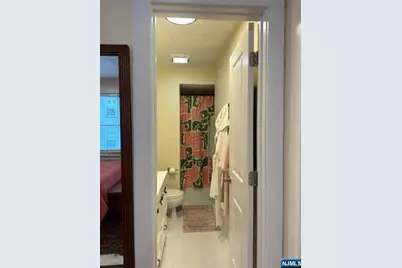 79 Valley Road B #B, Montclair, NJ 07042 - Photo 19