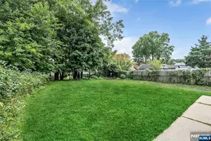 303 Hickory St, Teaneck Township, NJ 07666 - Photo 33
