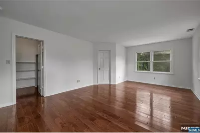 303 Hickory Street, Teaneck Township, NJ 07666 - Photo 15
