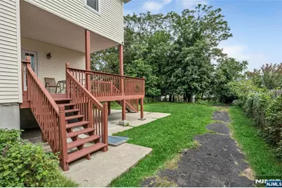 303 Hickory Street, Teaneck Township, NJ 07666 - Photo 29