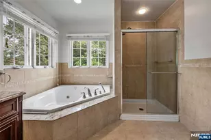 303 Hickory St, Teaneck Township, NJ 07666 - Photo 19