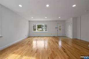 303 Hickory St, Teaneck Township, NJ 07666 - Photo 5
