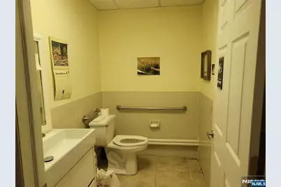 191 Englewood Avenue A #A, Englewood, NJ 07631 - Photo 5