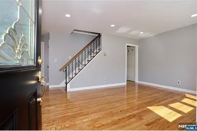 28-19 Warren Road, Fair Lawn, NJ 07410 - Photo 5