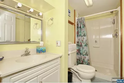 338 4th Avenue, Hawthorne, NJ 07506 - Photo 39