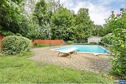 338 4th Avenue, Hawthorne, NJ 07506 - Photo 49