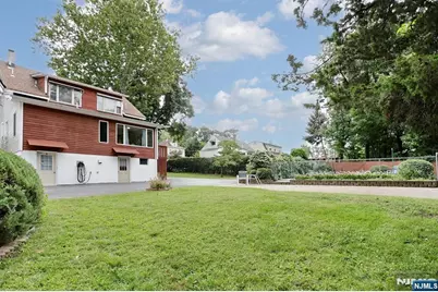 338 4th Avenue, Hawthorne, NJ 07506 - Photo 45