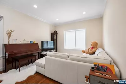 39 Grove Street B #B, Tenafly, NJ 07670 - Photo 3