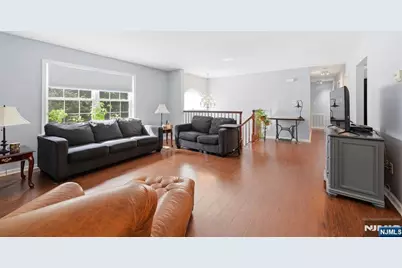 46 Melinda Lane, Vernon, NJ 07421 - Photo 9