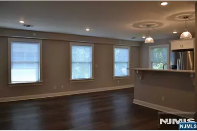 273 Broadway #(5), Hillsdale, NJ 07642 - Photo 7