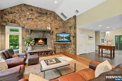 51 Rutherford Place, Montvale, NJ 07645 - Photo 3