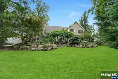 51 Rutherford Place, Montvale, NJ 07645 - Photo 29