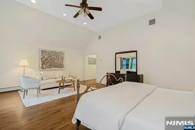 51 Rutherford Place, Montvale, NJ 07645 - Photo 21