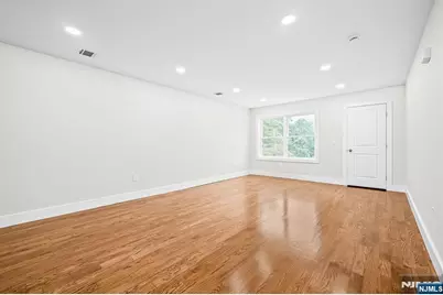 83 Harrison Avenue 2 #2, Waldwick, NJ 07463 - Photo 3