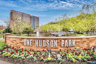 1709 Hudson Park 1709, Edgewater, NJ 07020 - Photo 1