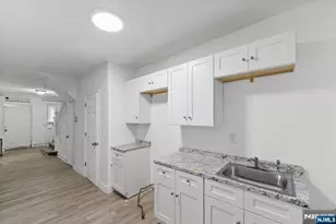 212 11th St, Newark, NJ 07107 - Photo 9