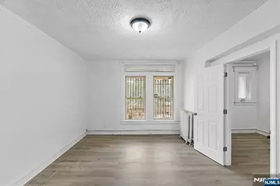 212 11th Street, Newark, NJ 07107 - Photo 11
