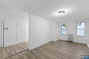 212 11th St, Newark, NJ 07107 - Photo 5
