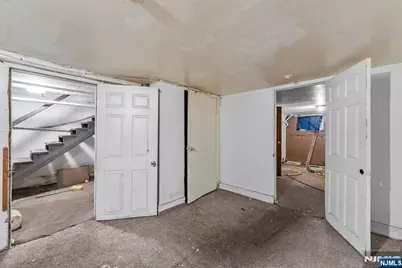212 11th Street, Newark, NJ 07107 - Photo 25