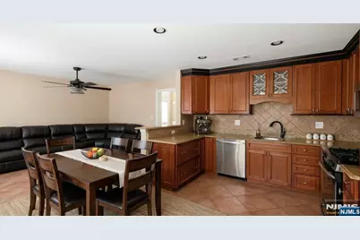 175 Warbler Drive, Wayne, NJ 07470 - Photo 5