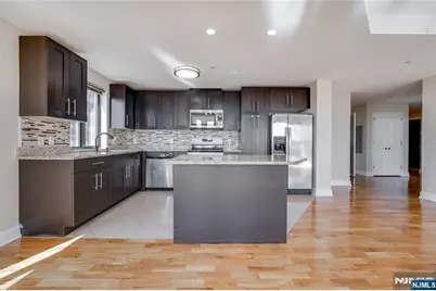 29 1st Street 702 #702, Hackensack, NJ 07601 - Photo 3