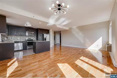 29 1st Street 702 #702, Hackensack, NJ 07601 - Photo 5