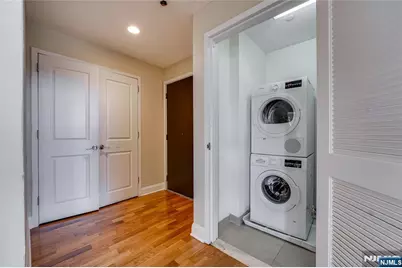 29 1st Street 702 #702, Hackensack, NJ 07601 - Photo 17
