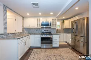 55 Park Ave, Hillsdale, NJ 07642 - Photo 7