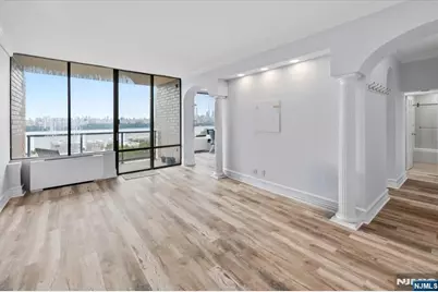9060 Palisade Avenue 403 #403, North Bergen, NJ 07047 - Photo 5