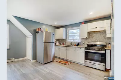 338-340 Nesbit Terrace, Irvington, NJ 07111 - Photo 9