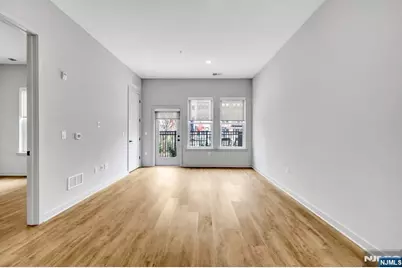 51 Okner Parkway 2076 #2076, Livingston, NJ 07039 - Photo 5
