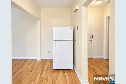 190 County Road 1 #1, Tenafly, NJ 07670 - Photo 5