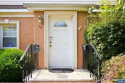 34 E Spring Valley Avenue, Maywood, NJ 07607 - Photo 5