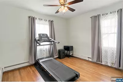 34 E Spring Valley Avenue, Maywood, NJ 07607 - Photo 31