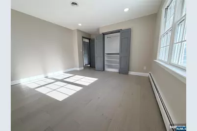 850 Ridgewood Avenue, Oradell, NJ 07649 - Photo 33