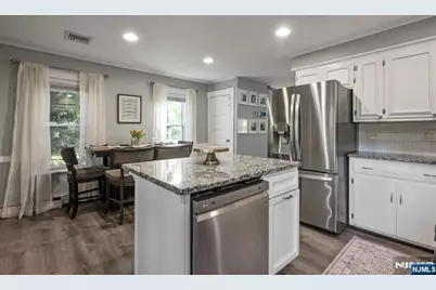 202 Prospect Street, Midland Park, NJ 07432 - Photo 9