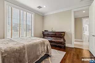 196 Haase Ave, Paramus, NJ 07652 - Photo 33