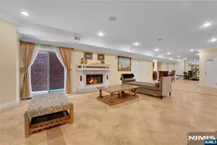 2 Euclid Rd, Fort Lee, NJ 07024 - Photo 25