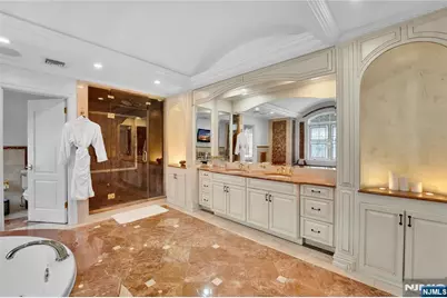 2 Euclid Road, Fort Lee, NJ 07024 - Photo 23