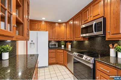 189 Grandview Lane, Mahwah, NJ 07430 - Photo 9