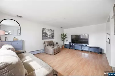 58 Grove Street, South Hackensack Township, NJ 07606 - Photo 5