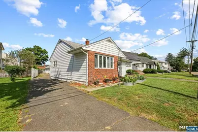 58 Grove Street, South Hackensack Township, NJ 07606 - Photo 3