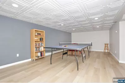331 Forest Glen Avenue, Franklin Lakes, NJ 07417 - Photo 17