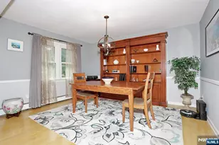 331 Forest Glen Ave, Franklin Lakes, NJ 07417 - Photo 5