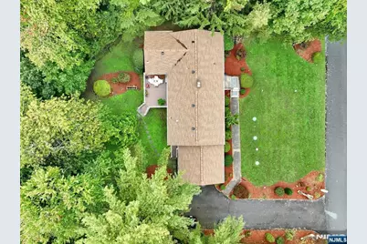 331 Forest Glen Avenue, Franklin Lakes, NJ 07417 - Photo 29