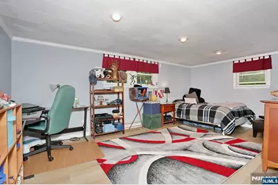 331 Forest Glen Avenue, Franklin Lakes, NJ 07417 - Photo 21
